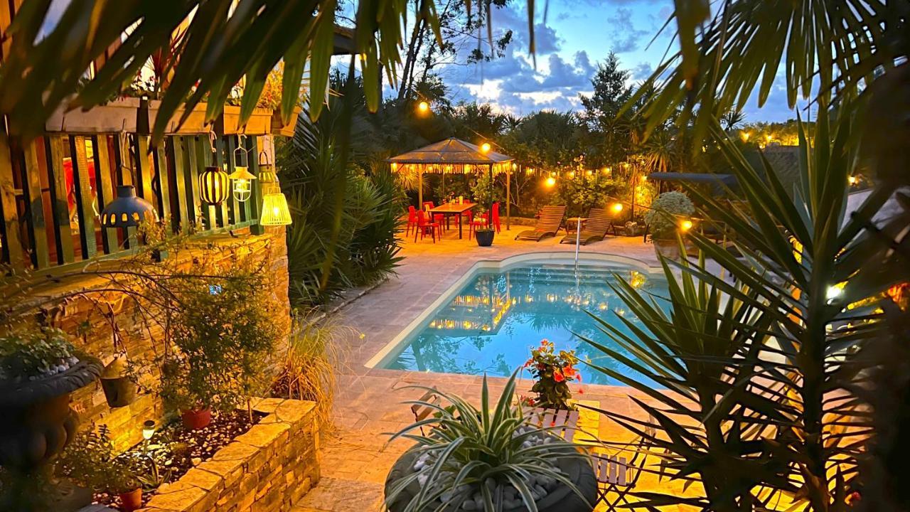 Villa Merkel - 27 Pers - 11 Chambr - 10 Wc - Piscine 앙글레 외부 사진